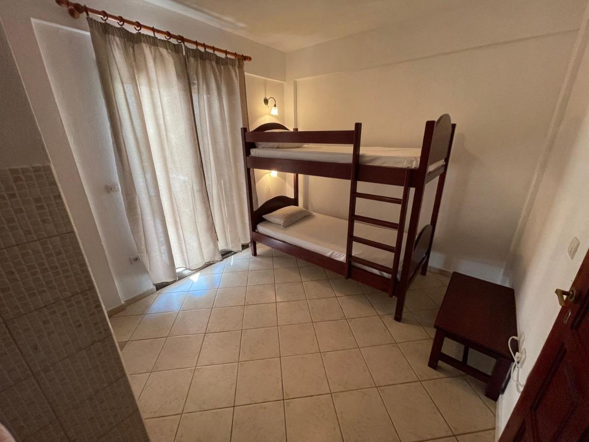 Galazia Akti Seaside Apartments Никити Екстериор снимка
