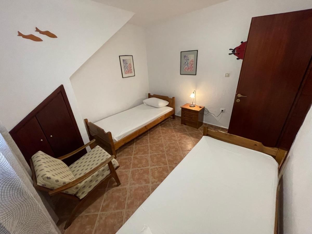 Galazia Akti Seaside Apartments Никити Екстериор снимка