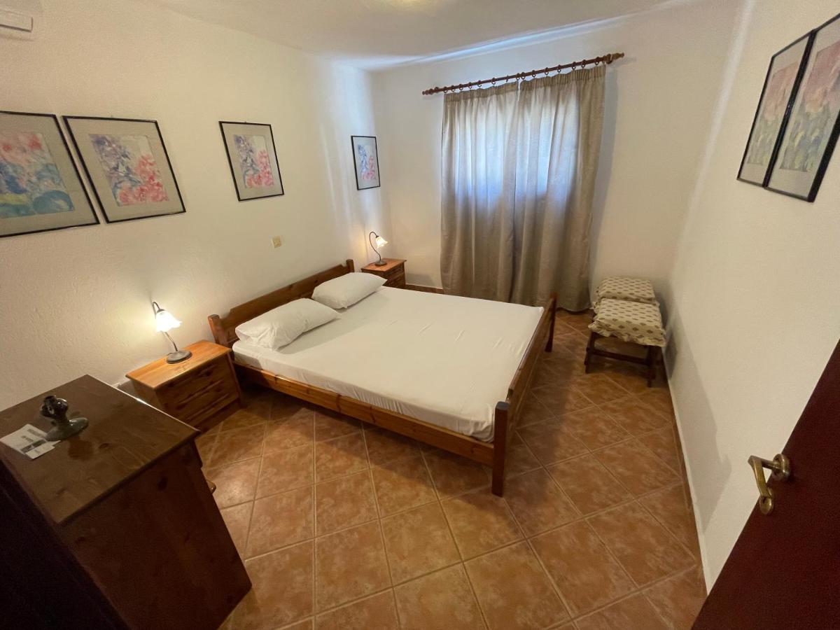 Galazia Akti Seaside Apartments Никити Екстериор снимка