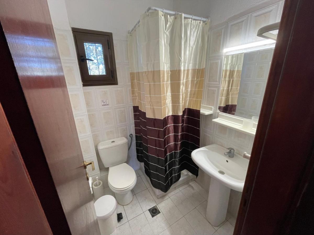 Galazia Akti Seaside Apartments Никити Екстериор снимка